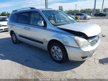  Salvage Kia Sedona