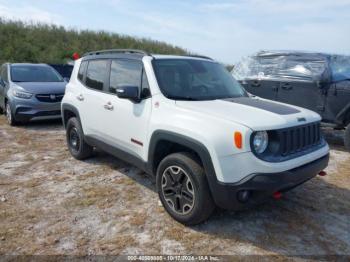  Salvage Jeep Renegade