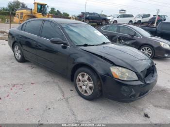  Salvage Nissan Altima