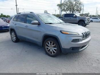  Salvage Jeep Cherokee