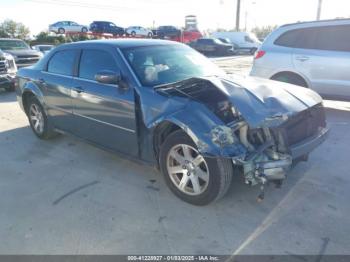  Salvage Chrysler 300