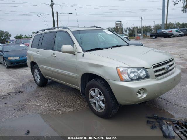  Salvage Toyota Highlander