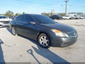  Salvage Nissan Altima