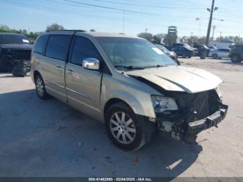  Salvage Chrysler Town & Country