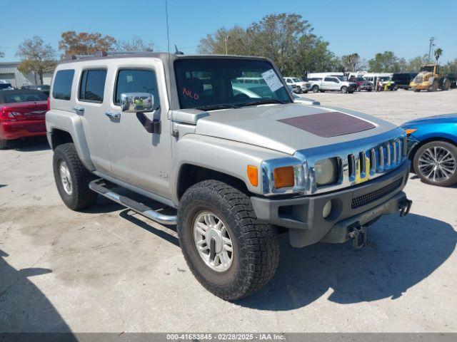  Salvage HUMMER H3 Suv