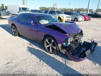  Salvage Dodge Challenger