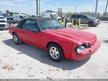  Salvage Ford Mustang