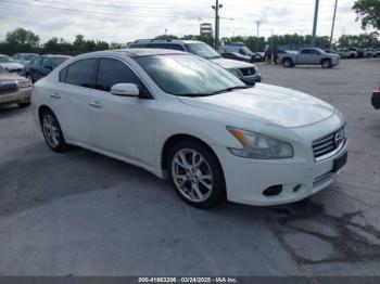  Salvage Nissan Maxima