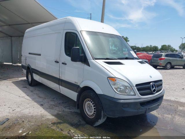  Salvage Mercedes-Benz Sprinter 2500