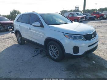  Salvage Kia Sorento