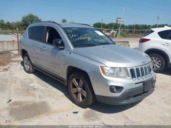  Salvage Jeep Compass