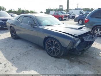  Salvage Dodge Challenger