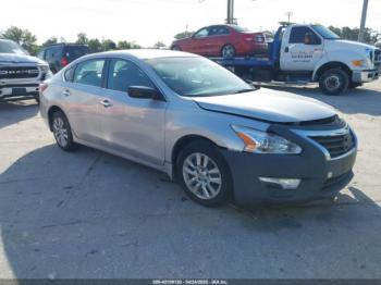  Salvage Nissan Altima