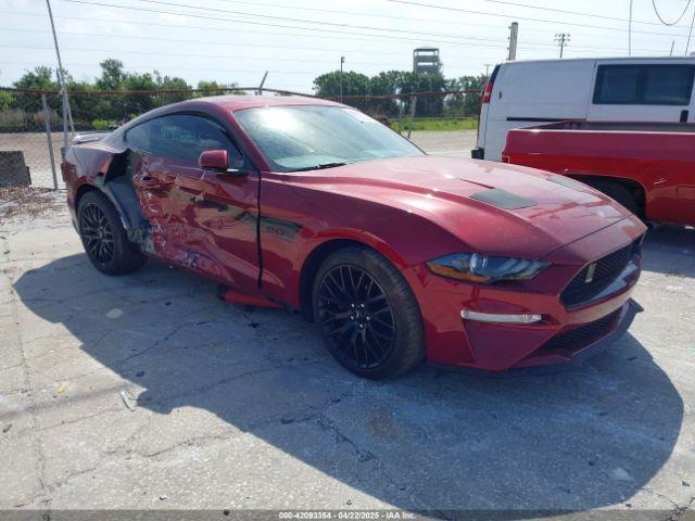  Salvage Ford Mustang