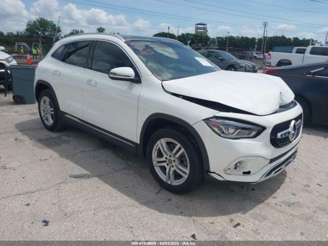  Salvage Mercedes-Benz GLA