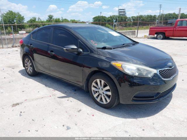  Salvage Kia Forte