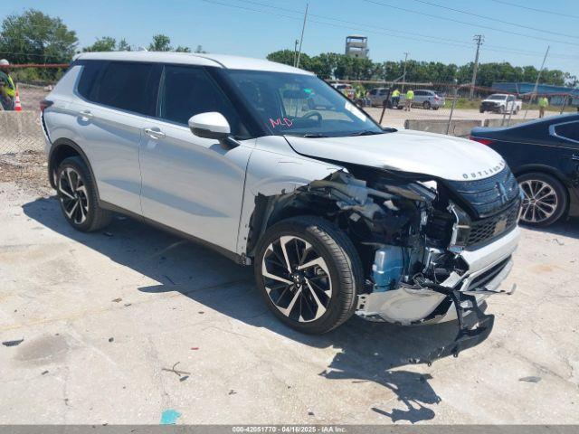  Salvage Mitsubishi Outlander