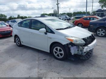  Salvage Toyota Prius