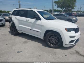  Salvage Jeep Grand Cherokee