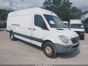  Salvage Mercedes-Benz Sprinter 2500