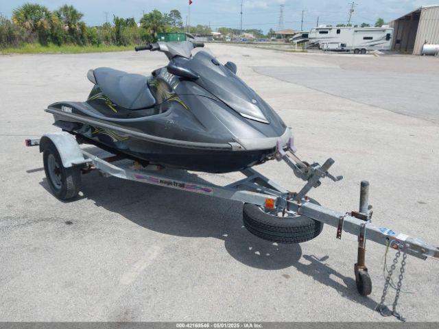 Salvage Yamaha Vx Deluxe