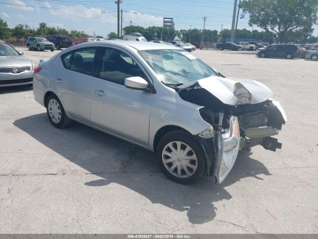  Salvage Nissan Versa
