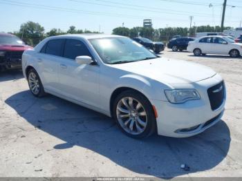  Salvage Chrysler 300