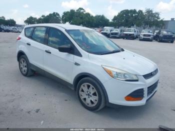  Salvage Ford Escape