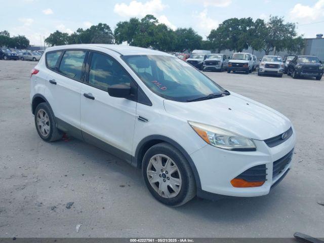  Salvage Ford Escape