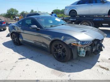  Salvage Ford Mustang