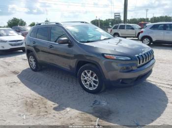  Salvage Jeep Cherokee