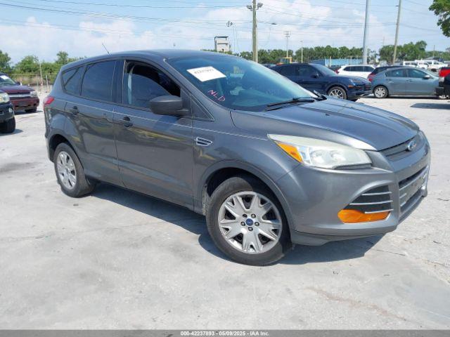  Salvage Ford Escape