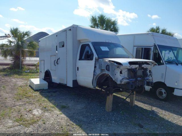  Salvage Ford E-450