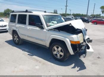  Salvage Jeep Commander