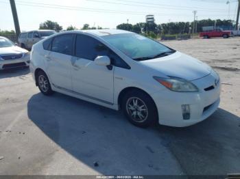  Salvage Toyota Prius