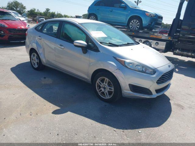  Salvage Ford Fiesta