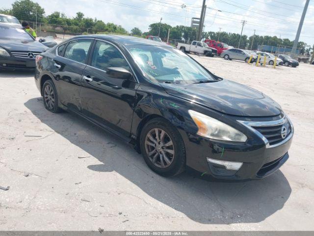  Salvage Nissan Altima