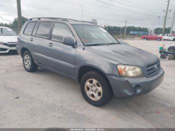  Salvage Toyota Highlander