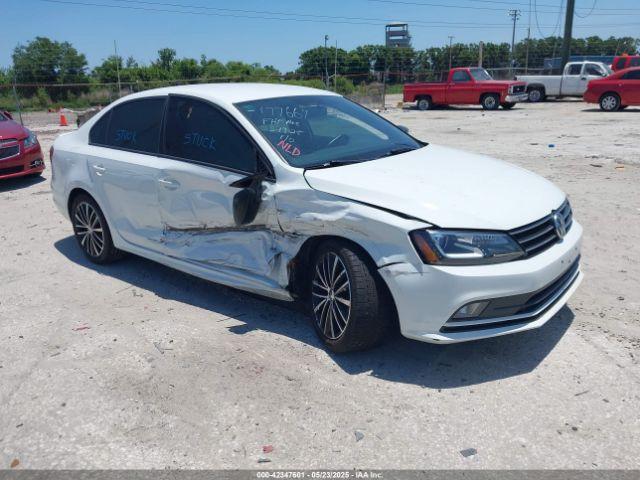  Salvage Volkswagen Jetta