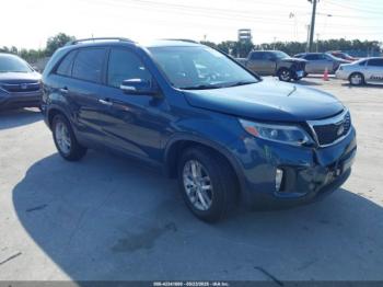  Salvage Kia Sorento