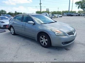  Salvage Nissan Altima