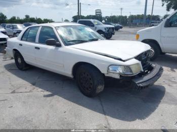  Salvage Ford Crown Victoria