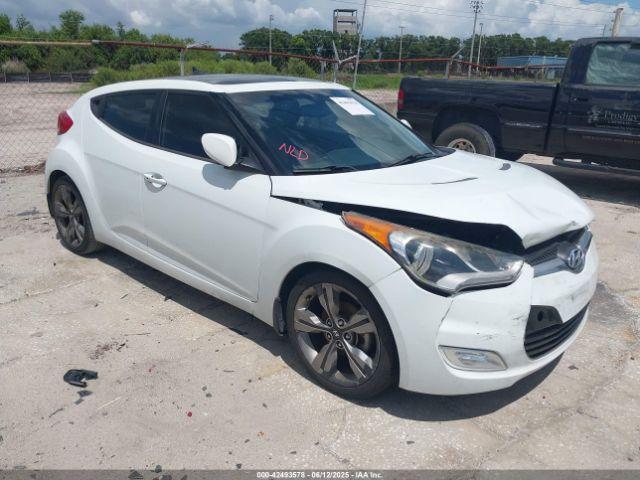  Salvage Hyundai VELOSTER