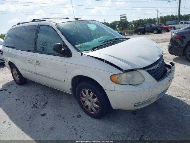  Salvage Chrysler Town & Country