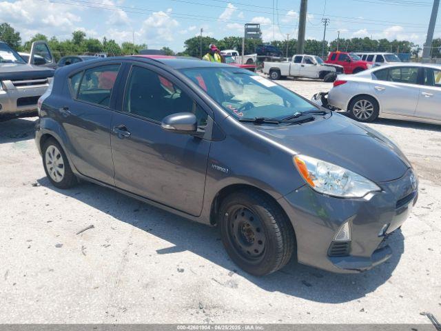 Salvage Toyota Prius c