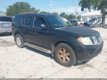  Salvage Nissan Pathfinder