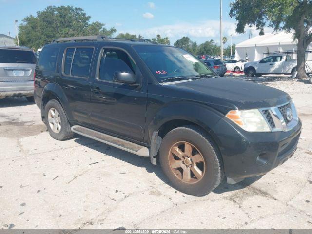  Salvage Nissan Pathfinder