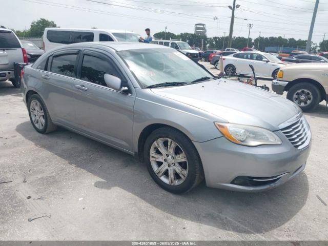  Salvage Chrysler 200