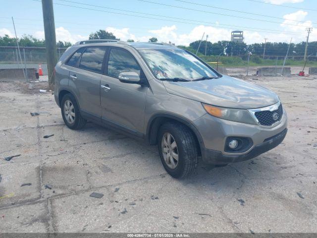  Salvage Kia Sorento