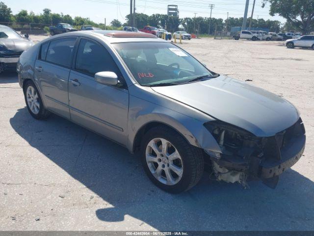  Salvage Nissan Maxima